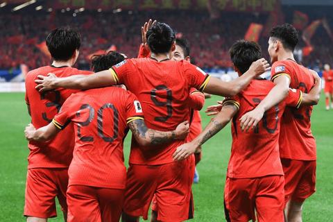 国足迎战乌拉圭强敌冲击世界杯关键战